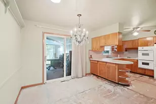 5600 Crawford Dr, Columbus, OH 43229 - Photo 4