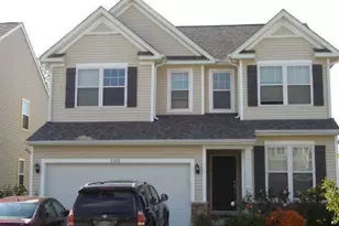 2715 Rinaldi Dr, Columbus, OH 43219 - Photo 1