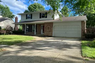 7597 Silver Fox Dr, Columbus, OH 43235 - Photo 2