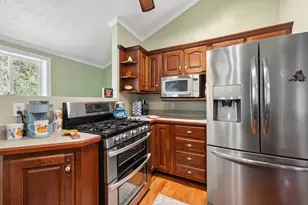 702 Zanesville St, Beverly, OH 45715 - Photo 16