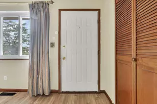 1942 Argyle Dr, Columbus, OH 43219 - Photo 4