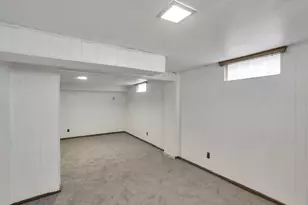 1942 Argyle Dr, Columbus, OH 43219 - Photo 20