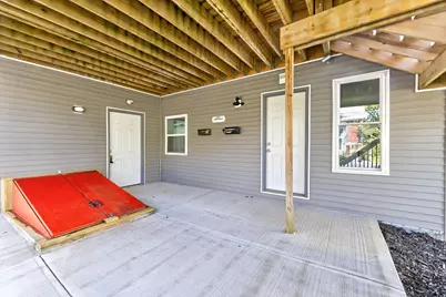 2485 Indianola Avenue, Columbus, OH 43202 - Photo 6