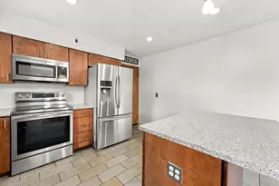4845 Valley Forge Dr, Columbus, OH 43229 - Photo 12