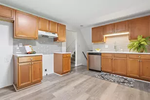 5014 Norcrest Dr, Columbus, OH 43232 - Photo 2