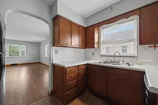 768 S Hague Ave, Columbus, OH 43204 - Photo 12