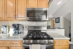2792 Gatewood Rd, Columbus, OH 43219 - Photo 26