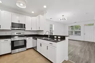 972 Perry St, Columbus, OH 43215 - Photo 10