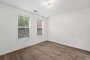 972 Perry St, Columbus, OH 43215 - Photo 14