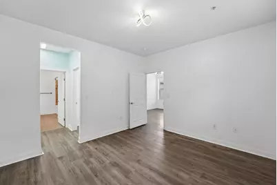 972 Perry Street #101, Columbus, OH 43215 - Photo 16