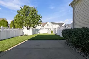 6083 Grand Strand Ave, Westerville, OH 43081 - Photo 42