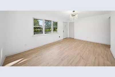 4220 Atlanta Drive, Columbus, OH 43228 - Photo 8