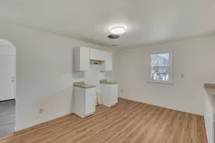 2360 Pontiac St, Columbus, OH 43211 - Photo 20
