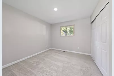 1576 Koebel Road, Columbus, OH 43207 - Photo 18