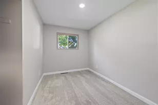 1576 Koebel Rd, Columbus, OH 43207 - Photo 20