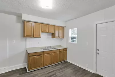 808-810 Reinhard Avenue, Columbus, OH 43206 - Photo 12
