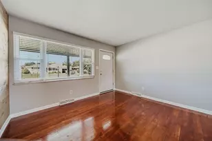 2699 Eugene Ave, Grove City, OH 43123 - Photo 6