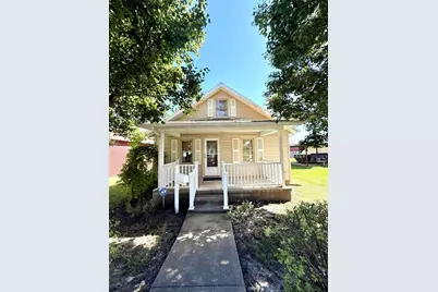 327 E Elm Street, Washington Court House, OH 43160 - Photo 1