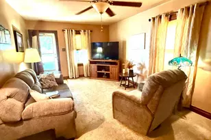 327 E Elm St, Washington Court House, OH 43160 - Photo 8