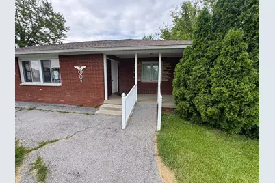1015 E Franklin Street, Kenton, OH 43326 - Photo 4