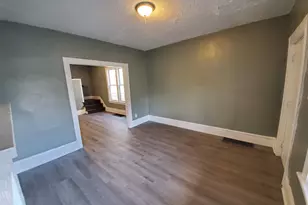 2010 Cleveland Ave, Columbus, OH 43211 - Photo 4