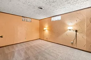 2255 Cardston Dr, Columbus, OH 43232 - Photo 30