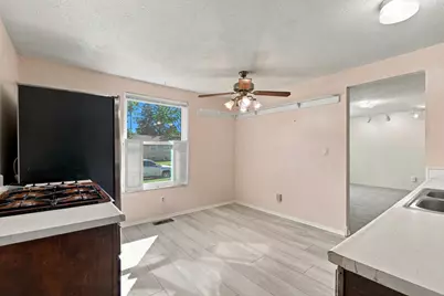 2255 Cardston Drive, Columbus, OH 43232 - Photo 14