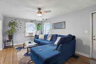 1390 Republic Ave, Columbus, OH 43211 - Photo 10