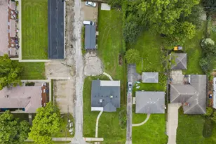 715 E Cooke Rd, Columbus, OH 43214 - Photo 36