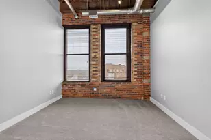 150 E Main St, Columbus, OH 43215 - Photo 32