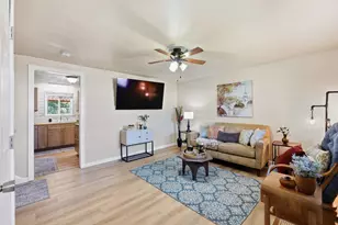 3318 Noe Bixby Rd, Columbus, OH 43232 - Photo 6