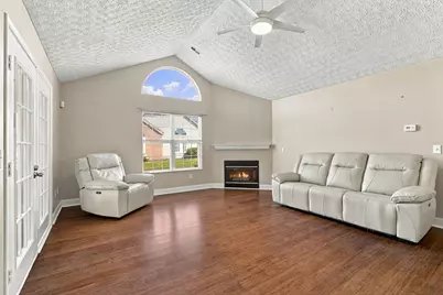 455 Cantering Place W #13, Columbus, OH 43230 - Photo 8