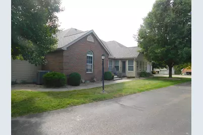 537 Edgehill Circle, Logan, OH 43138 - Photo 1