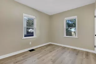 864 S Waverly St, Columbus, OH 43227 - Photo 10