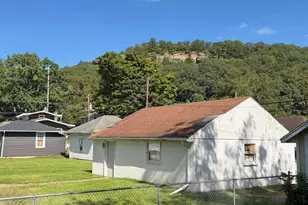 802 N High St, Lancaster, OH 43130 - Photo 8