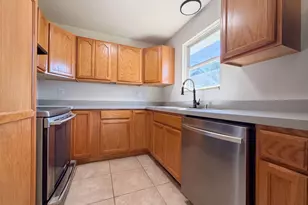 55 Fieldpoint Rd, Heath, OH 43056 - Photo 2