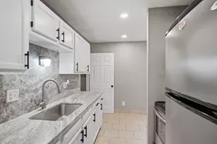 2331 Dunning Ct, Columbus, OH 43219 - Photo 20
