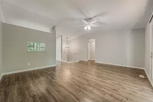 3752 Cypress Creek Dr, Columbus, OH 43228 - Photo 6