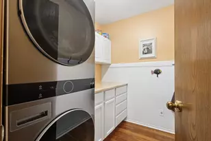 6126 Carmell Dr, Columbus, OH 43228 - Photo 32