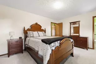 6126 Carmell Dr, Columbus, OH 43228 - Photo 30