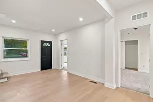 396 Clarendon Ave, Columbus, OH 43223 - Photo 4