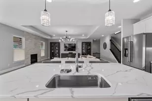 2596 Clemton Park E, Blacklick, OH 43004 - Photo 16
