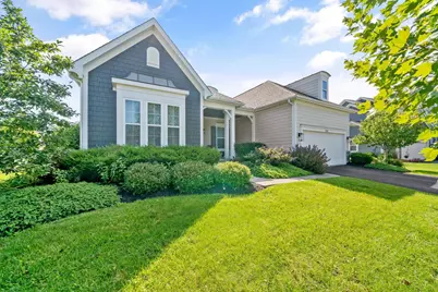 2596 Clemton Park E, Blacklick, OH 43004 - Photo 2