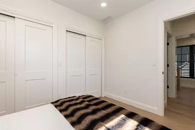 529 E Beck Street, Columbus, OH 43206 - Photo 32