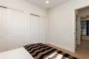 529 E Beck St, Columbus, OH 43206 - Photo 32