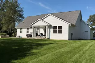 5809 Hickory Dr, West Liberty, OH 43357 - Photo 32