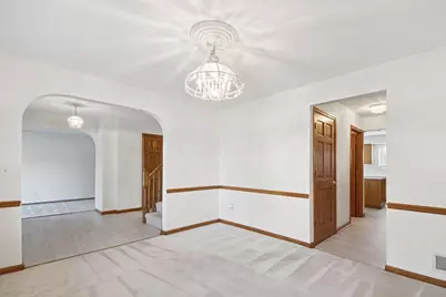 1581 Raspberry Run Drive, Columbus, OH 43204 - Photo 6