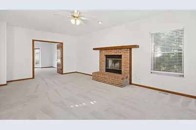 1581 Raspberry Run Drive, Columbus, OH 43204 - Photo 10