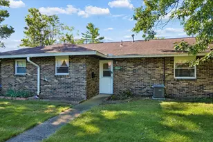 1260 Woodbrook Ln, Columbus, OH 43223 - Photo 2
