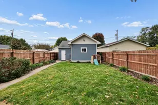 393 E Jenkins Ave, Columbus, OH 43207 - Photo 54